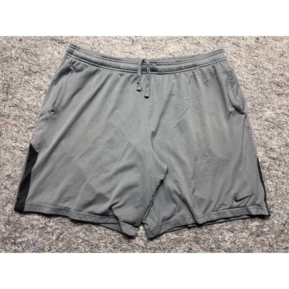 Nike Dri-FIT Mens XL Grey Mesh Basketball Training Athletic Shorts Drawstring